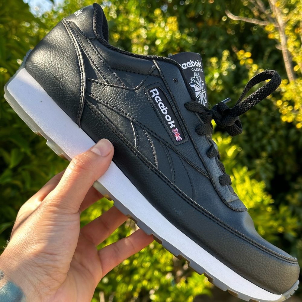Size 9.5 REEBOK Classic ICE Sole Limited Sneakers